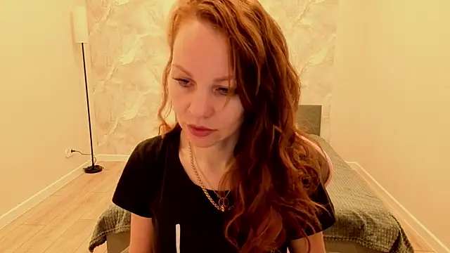 Snapshot of Margo_Kelly chatting on 05-12-26, 01:03 Margo Kelly online show from 05-12-26, 01:03
