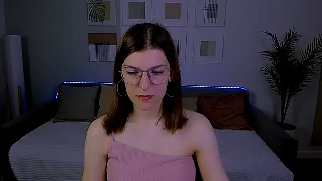 AnnaThorne online show from 05-07-26, 03:23
