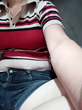 Snapshot of Isabella_pusy chatting on 07-07-26, 01:15 Isabella pusy online show from 07-07-26, 01:15
