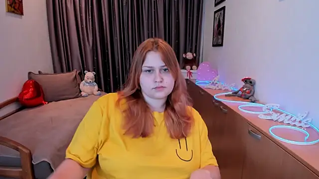 NoraLiin online show from 05-26-26, 07:54