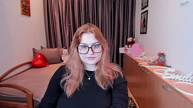 NoraLiin online show from 05-30-26, 08:06