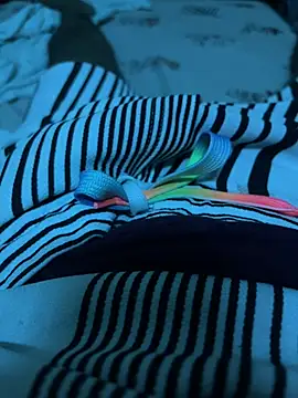 luciferthedevilqwer online show from 04-21-26, 09:37