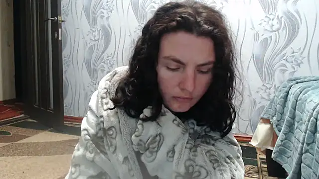 AlinaxJames online show from 05-31-26, 06:09