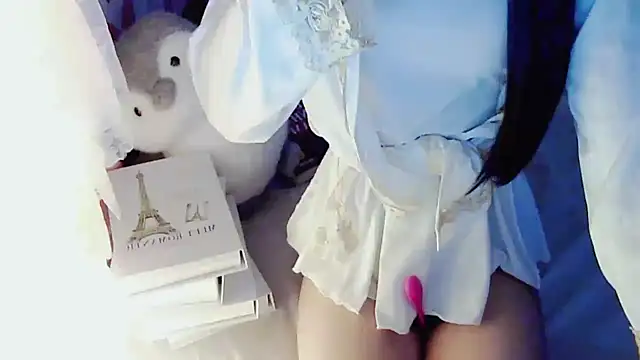Snapshot of SexyBona chatting on 05-19-26, 07:26 SexyBona online show from 05-19-26, 07:26