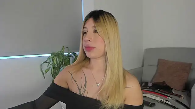 lolyblowsisa online show from 07-02-26, 01:06