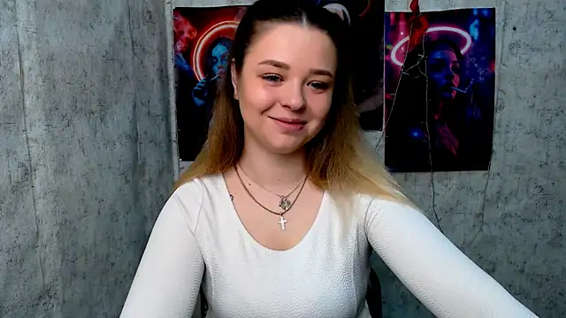 Snapshot of NicoleAura chatting on 04-24-26, 06:38 NicoleAura online show from 04-24-26, 06:38