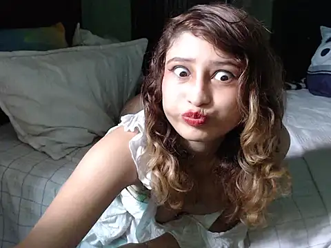 AnnieLorin online show from 05-15-26, 05:53