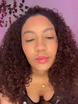 Daphnne Curly online show from 06-06-26, 04:39