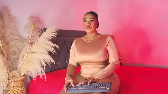 Thalyanna ebonny online show from 05-03-26, 11:55