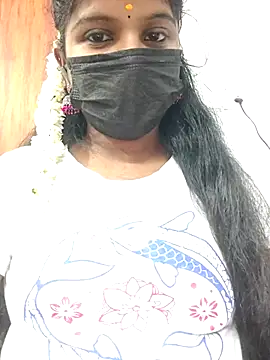 Snapshot of Tamil_Hot_Dharsha chatting on 07-24-26, 09:18 Tamil Hot Dharsha online show from 07-24-26, 09:18