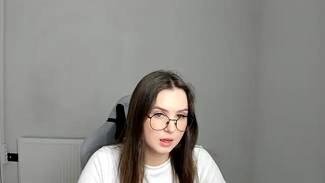 Regina cute  online show from 05-06-26, 11:26
