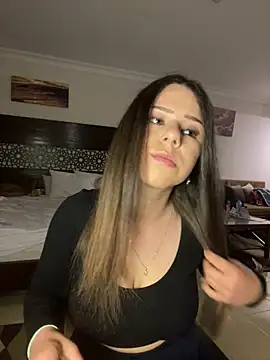 DirtyDiannaX online show from 04-18-26, 07:58