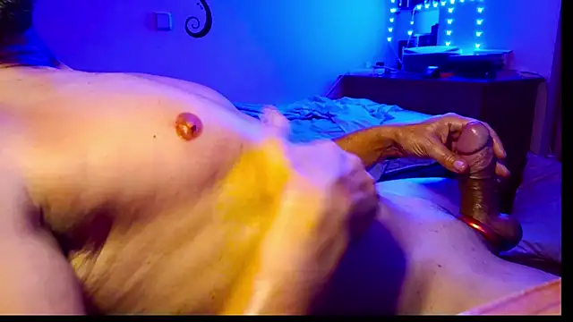 Snapshot of wankdick chatting on 07-03-26, 03:51 wankdick online show from 07-03-26, 03:51