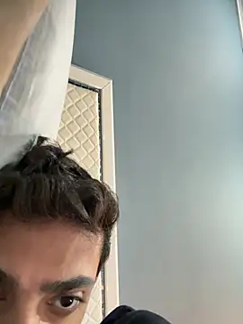 errrry16 online show from 04-18-26, 04:11