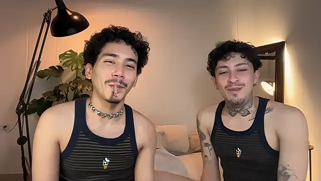 Noah and Steven online show from 05-23-26, 02:43