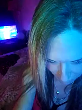 Snapshot of LillyXLust chatting on 05-18-26, 07:47 LillyXLust online show from 05-18-26, 07:47