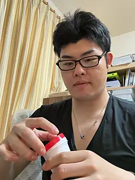 Snapshot of shun_201 chatting on 05-02-26, 09:09 shun 201 online show from 05-02-26, 09:09