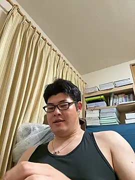Snapshot of shun_201 chatting on 05-07-26, 01:16 shun 201 online show from 05-07-26, 01:16