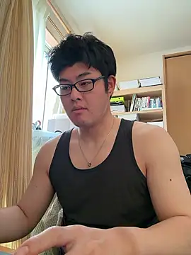 Snapshot of shun_201 chatting on 05-31-26, 05:04 shun 201 online show from 05-31-26, 05:04