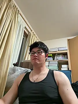 Snapshot of shun_201 chatting on 06-04-26, 01:39 shun 201 online show from 06-04-26, 01:39