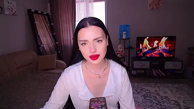 yoursLina online show from 05-16-26, 09:39