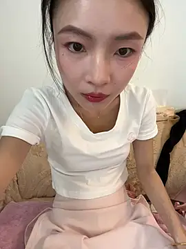Snapshot of Yaobaobao chatting on 05-31-26, 08:43 Yaobaobao online show from 05-31-26, 08:43