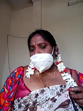 Snapshot of swetha10 chatting on 07-20-26, 06:17 swetha10 online show from 07-20-26, 06:17