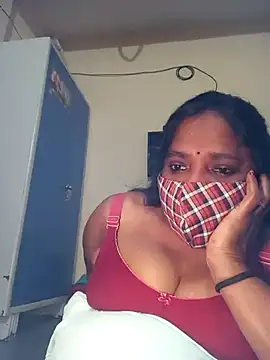 Snapshot of swetha10 chatting on 07-28-26, 07:39 swetha10 online show from 07-28-26, 07:39