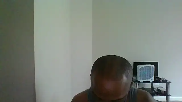 Snapshot of amazingguy chatting on 05-24-26, 08:47 amazingguy online show from 05-24-26, 08:47