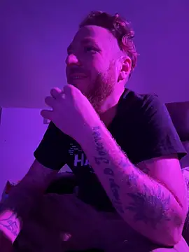 MrPurple999 online show from 04-25-26, 01:19