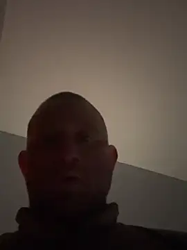 Halfoftwelve69 online show from 04-21-26, 02:51