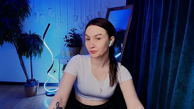 1i1yfoxxx online show from 05-13-26, 02:20