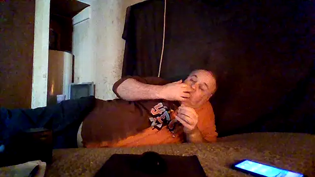 Nightshade1195 online show from 05-14-26, 09:32