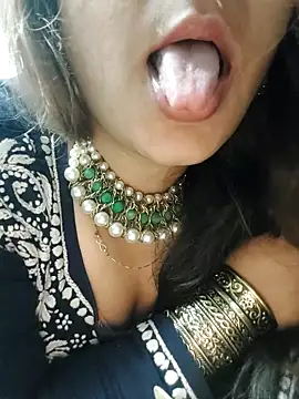 Reha 69 online show from 05-12-26, 08:28