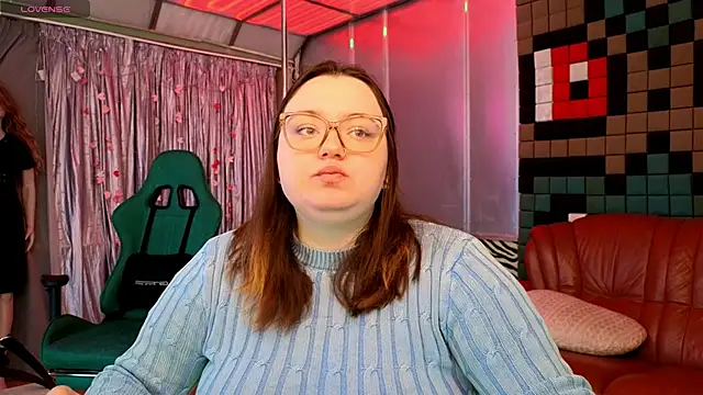 Snapshot of CatherineClaire chatting on 05-24-26, 04:34 CatherineClaire online show from 05-24-26, 04:34