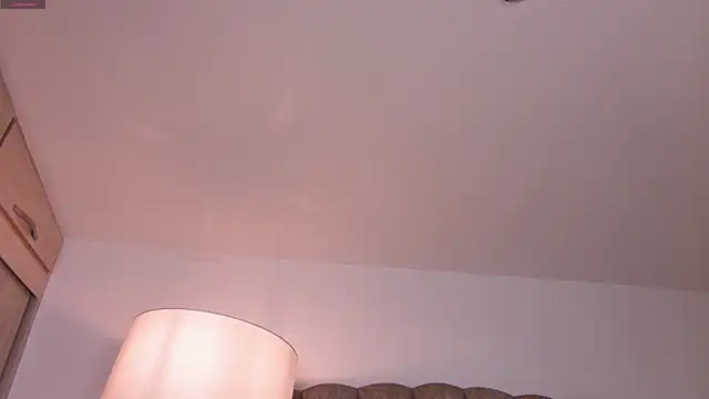 Snapshot of emilyorozco chatting on 06-06-26, 01:32 emilyorozco online show from 06-06-26, 01:32
