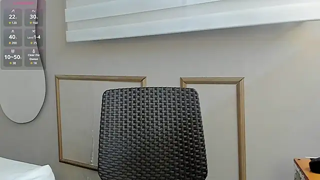 Snapshot of Isa_Collin chatting on 04-27-26, 12:47 Isa Collin online show from 04-27-26, 12:47