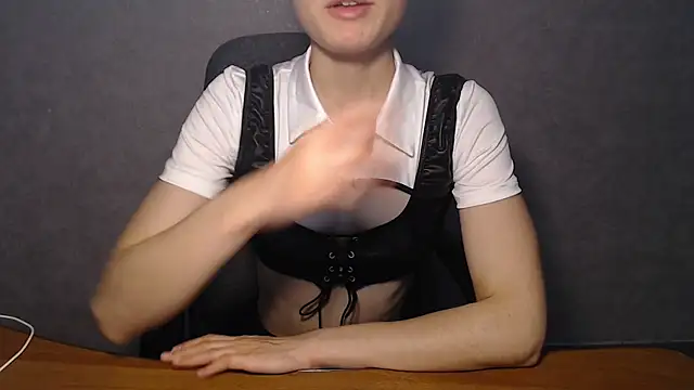 EveLiaka online show from 05-27-26, 10:07