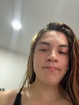 EmmaDavis  online show from 05-20-26, 04:24