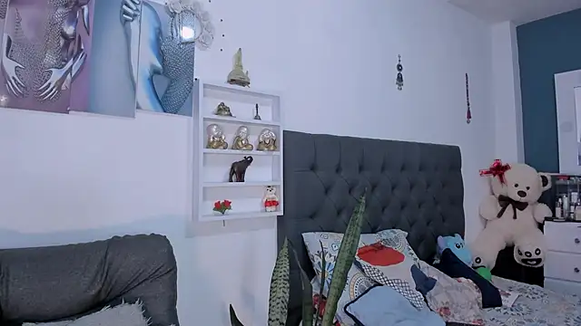 Temis Selene online show from 05-19-26, 01:56