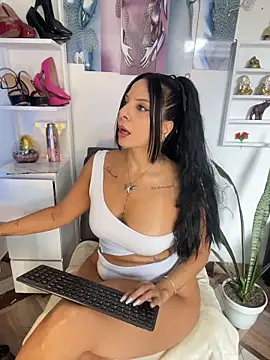 Temis Selene online show from 05-20-26, 08:37