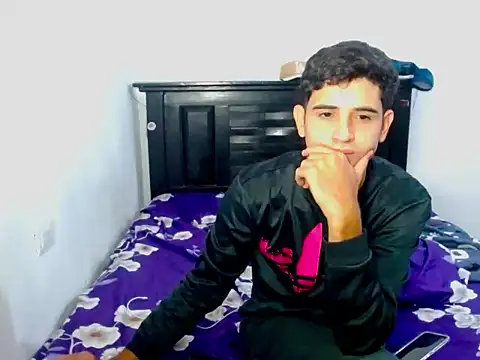 carlooss29 online show from 04-25-26, 02:47