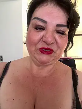 Snapshot of curvymilfmicha chatting on 07-24-26, 08:45 curvymilfmicha online show from 07-24-26, 08:45
