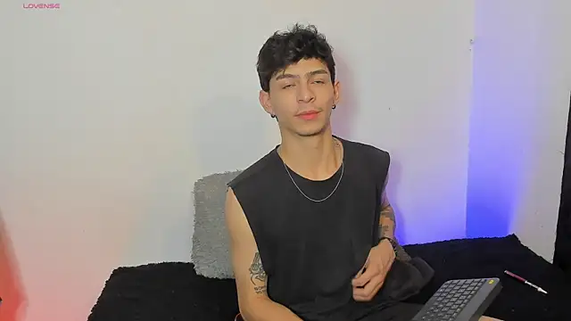  IanLark online show from 05-19-26, 12:27