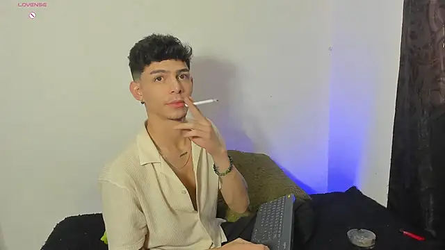  IanLark online show from 05-22-26, 02:12