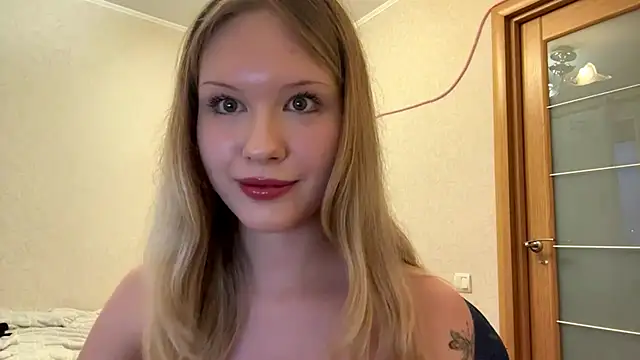 HoneyBlink online show from 05-06-26, 02:11