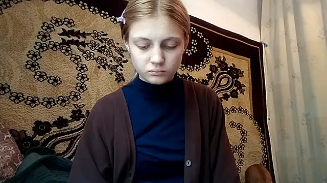 LunaLaday online show from 05-26-26, 04:19