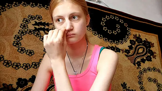 Snapshot of LunaLaday chatting on 06-13-26, 03:15 LunaLaday online show from 06-13-26, 03:15