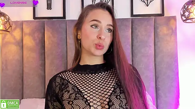 Snapshot of Vanne_Queen_ chatting on 08-02-26, 01:31 Vanne Queen online show from 08-02-26, 01:31