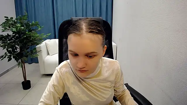  donnaSia  online show from 05-22-26, 11:05